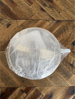24 CM Nonstick Frying Pan with Lid  – NIB